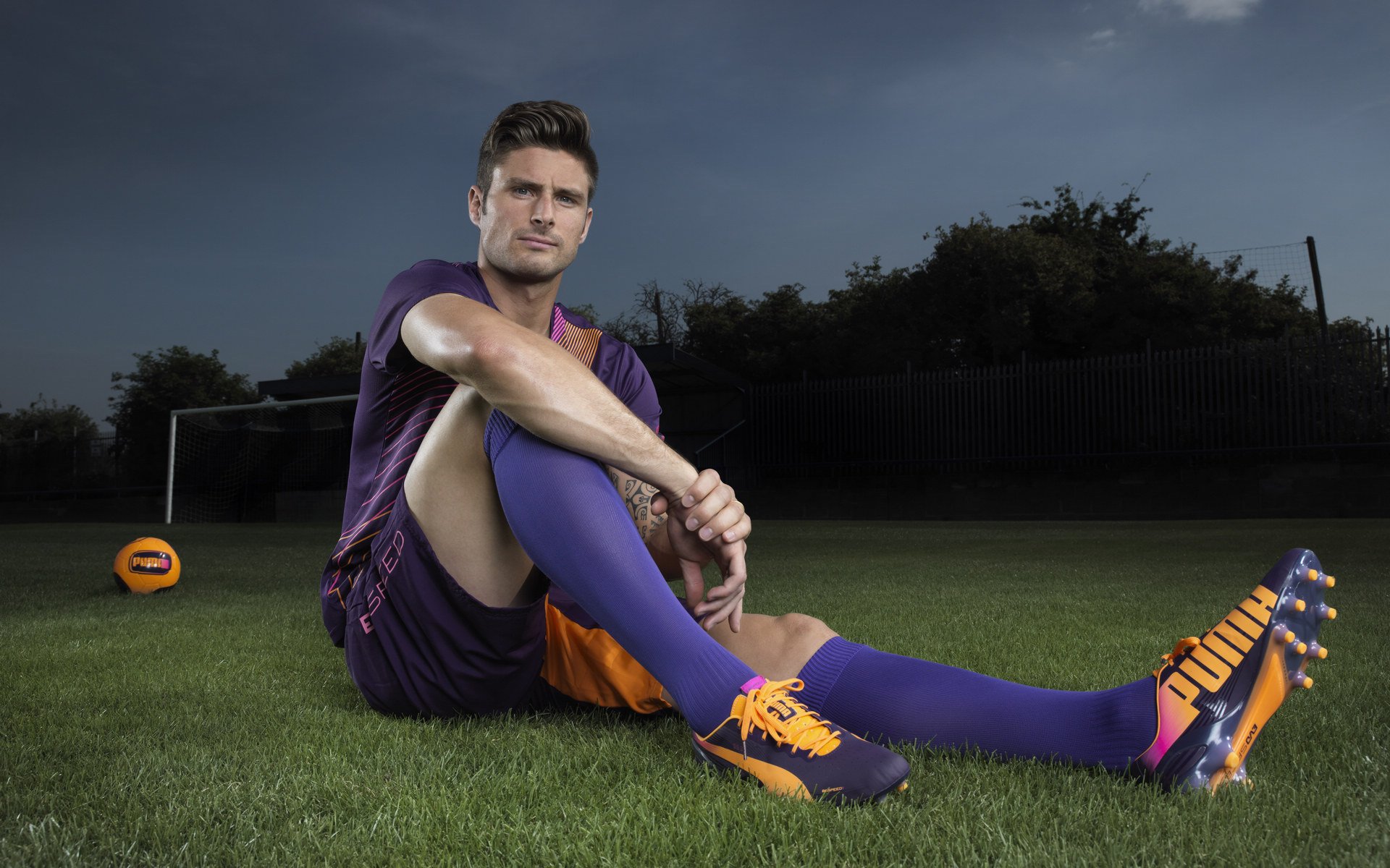 开云体育app-史诗复仇！2026世界杯阿根廷4-1狂扫葡萄牙，阿方索戴维斯化身中场主宰，控球碾压C罗最后一舞